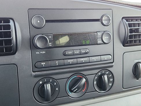 Used 2005 Ford F250 4x4 Crew Cab Super Duty image 16