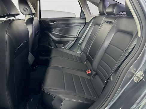 Used 2022 Volkswagen Jetta SE image 7