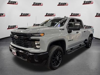 Used 2025 Chevrolet Silverado 2500 Custom w/ Custom Value Package