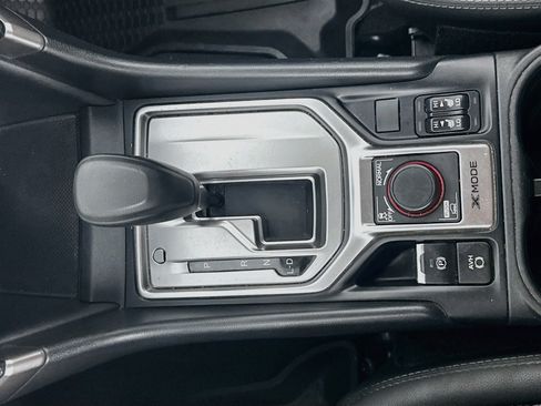Used 2019 Subaru Forester Premium AWD/4WD image 23