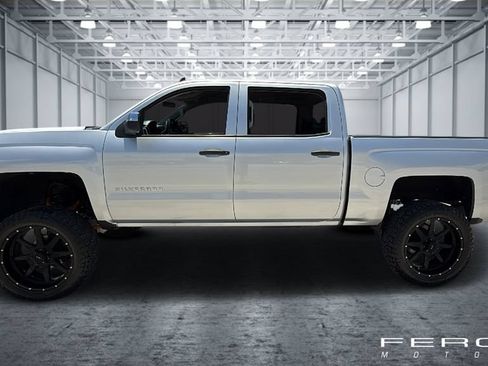 Used 2014 Chevrolet Silverado 1500 LT w/ LT Convenience Package RWD image 2