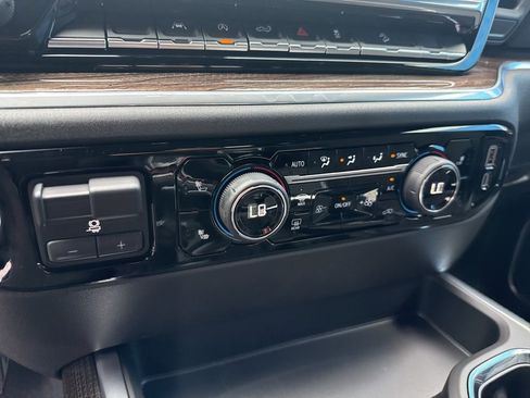 New 2026 Chevrolet Silverado 1500 RST w/ Dark Appearance Package image 21