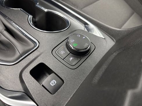 Used 2023 Chevrolet Traverse LT w/ LPO, Floor Liner Package image 19