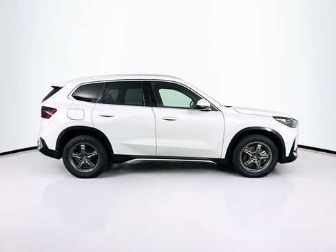 Used 2025 BMW X1 xDrive28i AWD/4WD image 10