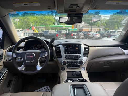 Used 2015 GMC Yukon SLT w/ Open Road Package AWD/4WD image 20