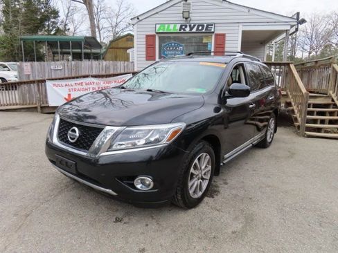 Used 2016 Nissan Pathfinder SL w/ SL Premium Package image 1
