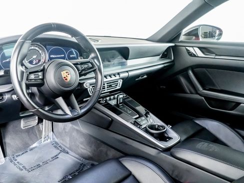 Used 2020 Porsche 911 Carrera 4S w/ Sport Package image 2