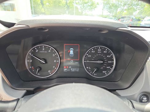 Used 2024 Subaru Crosstrek 2.0i Premium AWD/4WD image 21