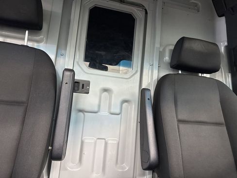 Used 2021 Mercedes-Benz Sprinter 3500 image 12