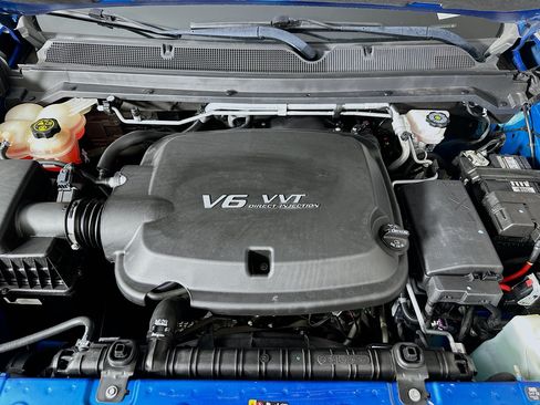 Used 2021 Chevrolet Colorado LT w/ Safety Package RWD image 30