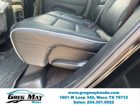 Used 2019 Jeep Grand Cherokee Summit AWD/4WD image 26