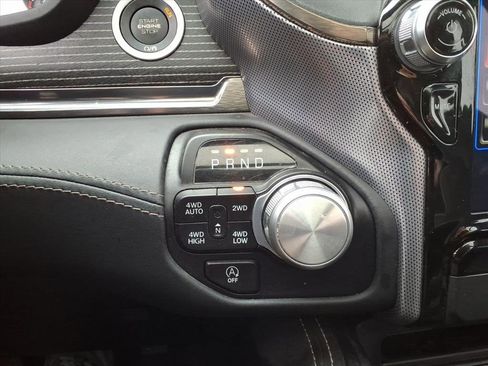 Certified 2021 RAM 1500 Limited image 18