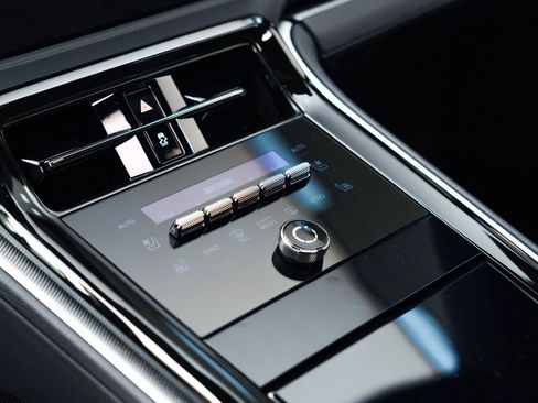 New 2026 Porsche Panamera image 29