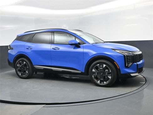 New 2026 Kia Sportage SX image 2