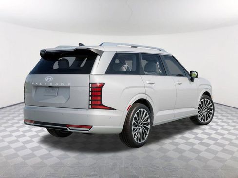 New 2026 Hyundai Palisade Calligraphy FWD image 4