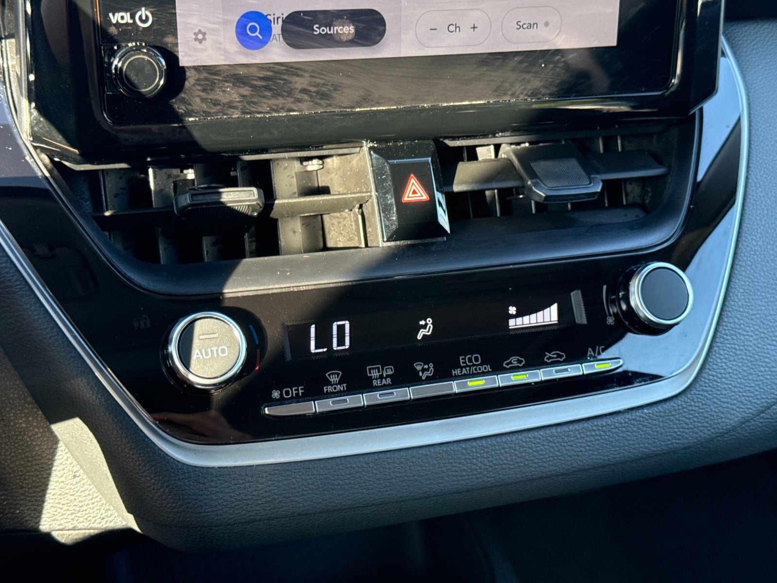 Used 2026 Toyota Corolla LE FWD image 16