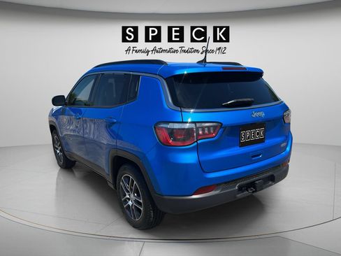 Used 2020 Jeep Compass Latitude FWD image 3