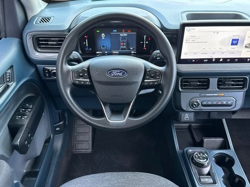 Used 2025 Ford Maverick XL image 14