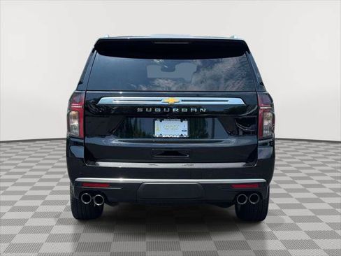 Used 2024 Chevrolet Suburban High Country AWD/4WD image 6