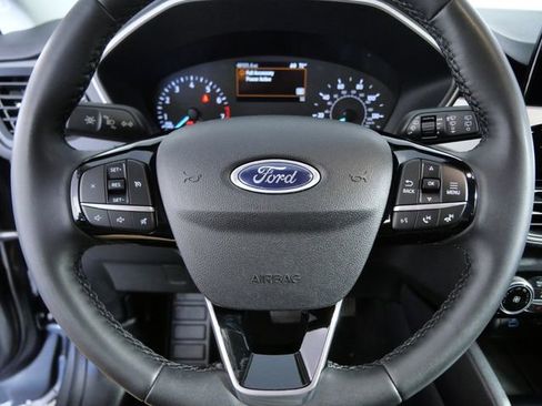 Certified 2022 Ford Escape SE w/ Cold Weather Package image 20