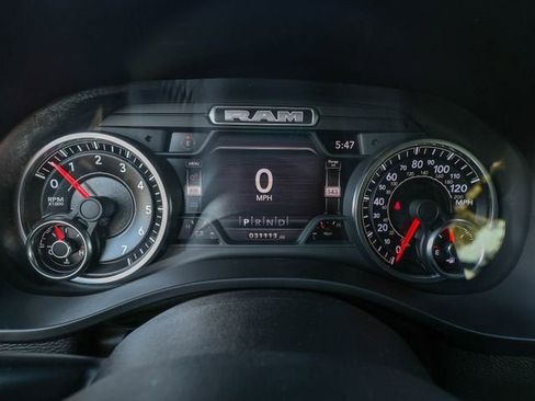 Used 2022 RAM 1500 Big Horn AWD/4WD image 18