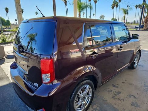 Used 2011 Scion xB image 6