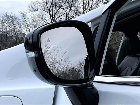 Certified 2024 Chrysler Pacifica Select image 29