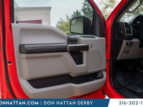 Used 2017 Ford F150 XLT w/ Equipment Group 302A Luxury AWD/4WD image 14