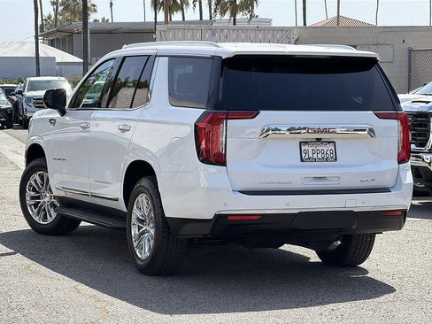 Used 2024 GMC Yukon SLT RWD image 6