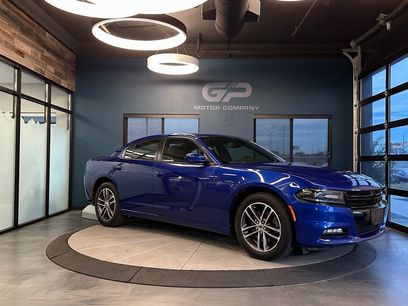 Used 2019 Dodge Charger SXT w/ Navigation & Travel Group