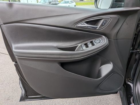 Certified 2022 Buick Encore GX Preferred FWD image 20