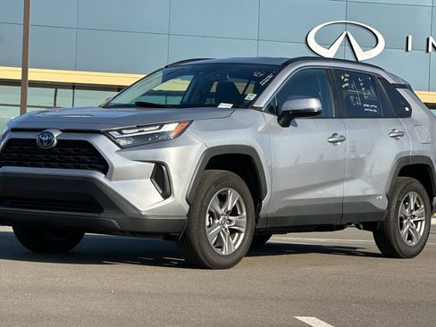 Used 2024 Toyota RAV4 XLE image 8