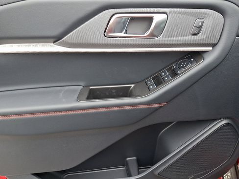 New 2025 Ford Explorer ST-Line image 8