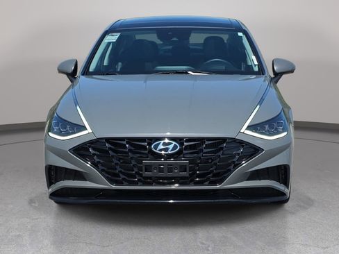 Used 2023 Hyundai Sonata Limited w/ Cargo Package FWD image 2