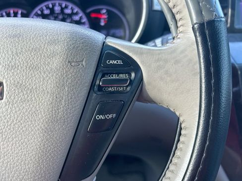 Used 2012 Nissan Quest LE w/ Value Cargo Pkg FWD image 18