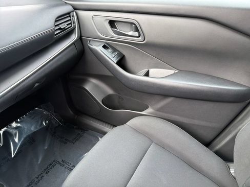 Certified 2024 Nissan Rogue S FWD image 27