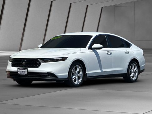 Used 2025 Honda Accord LX image 8