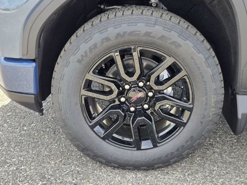 New 2026 GMC Sierra 1500 Elevation w/ Elevation Premium Package AWD/4WD image 7