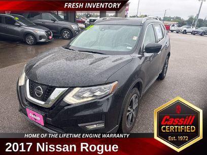 Used 2017 Nissan Rogue SL w/ SL Premium Package