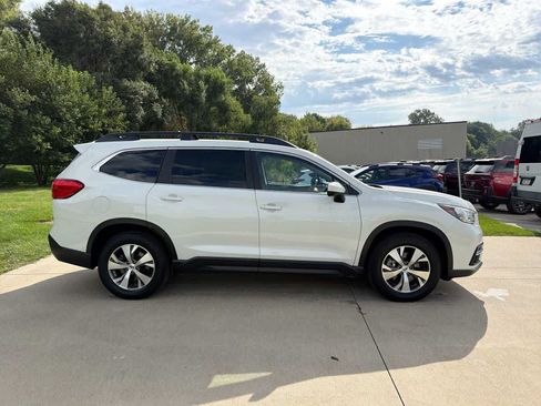 Used 2022 Subaru Ascent Premium w/ Convenience Package AWD/4WD image 7
