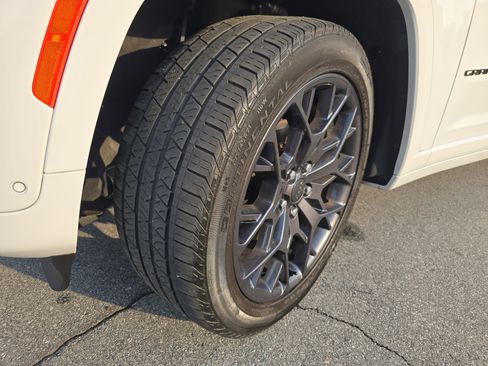 Used 2024 Jeep Grand Cherokee Summit image 33