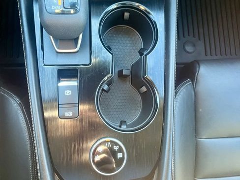 Used 2021 Nissan Rogue SL image 16