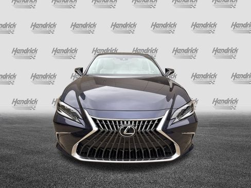 New 2025 Lexus ES 350 Ultra Luxury image 3