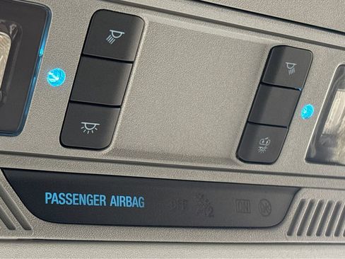Used 2020 Ford Explorer XLT w/ Comfort Package AWD/4WD image 30