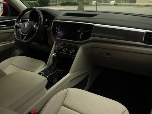 Used 2018 Volkswagen Atlas SEL FWD image 25
