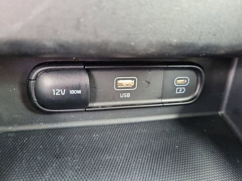 Used 2025 Kia Seltos S FWD image 25
