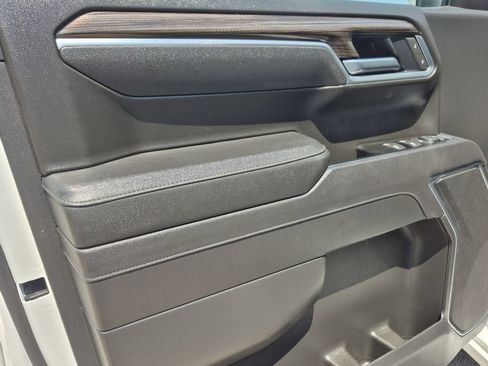 Certified 2026 Chevrolet Silverado 1500 LT AWD/4WD image 7