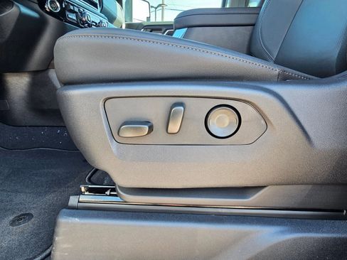 New 2026 GMC Sierra 2500 SLT w/ SLT Convenience Package image 23