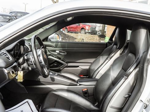 Used 2016 Porsche Cayman S image 29
