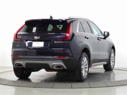 Certified 2023 Cadillac XT4 Premium Luxury image 9
